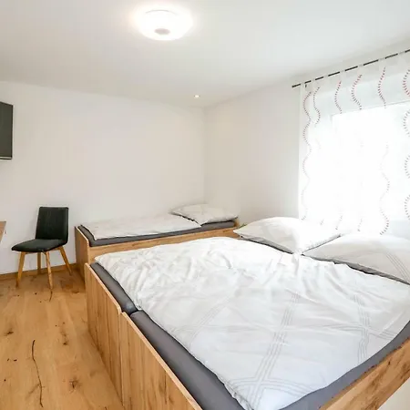 Mozart Apartament *